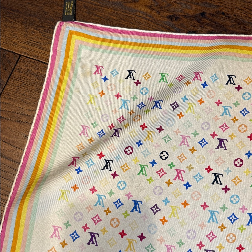 Louis Vuitton Takashi Murakami White Multicolor Silk Scarf 26.5x26.5” - Picture 12 of 13